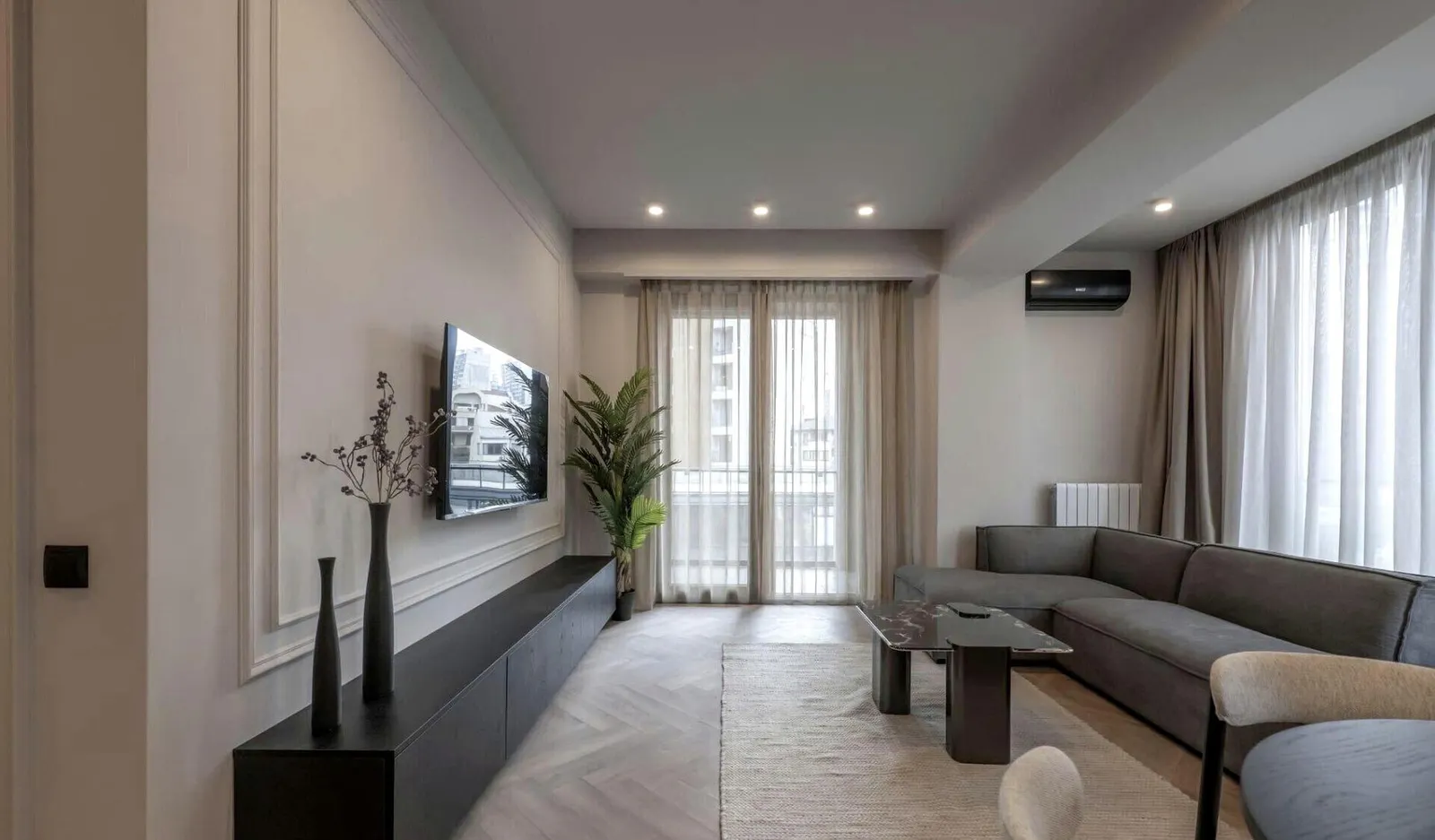 Квартира, 3-комн., 93 м²