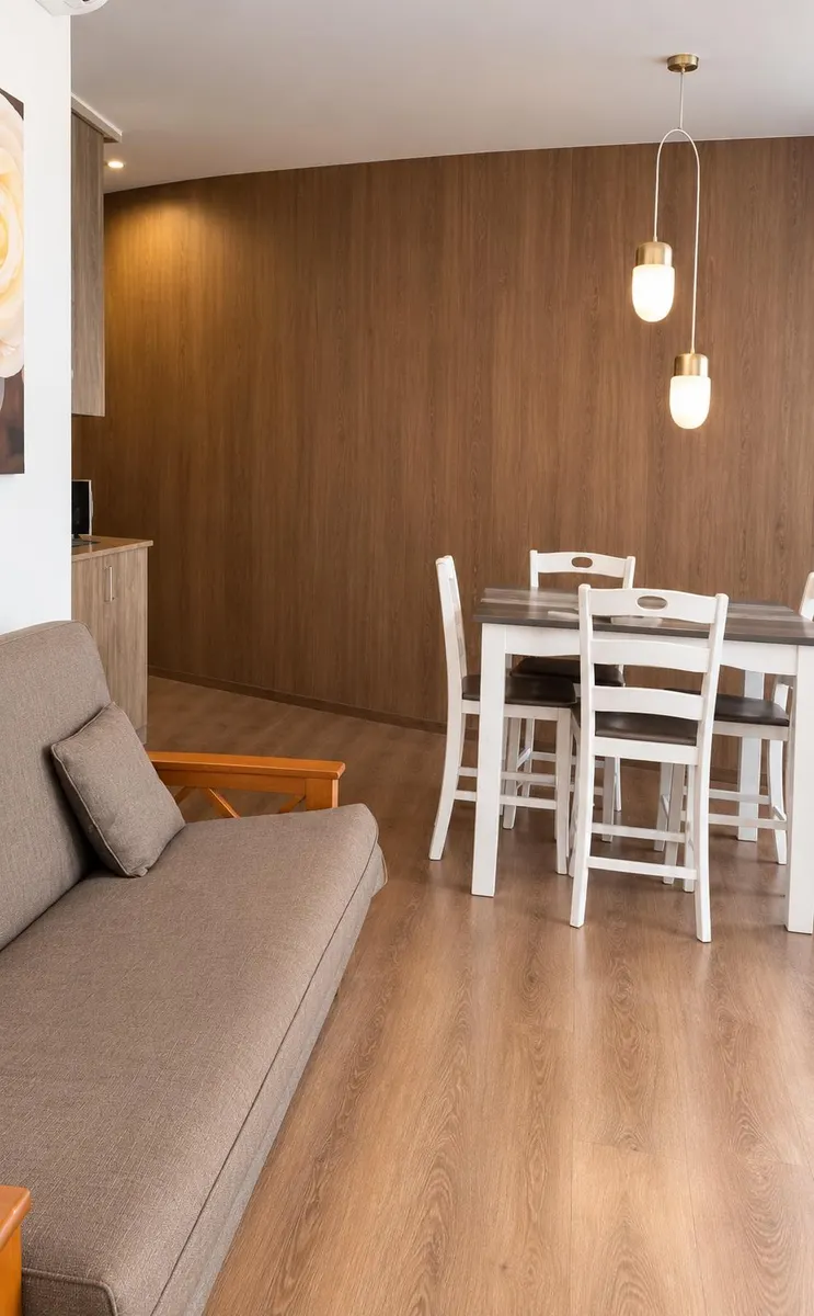 Apartment, 2-room, 43 m², Dar Tower
