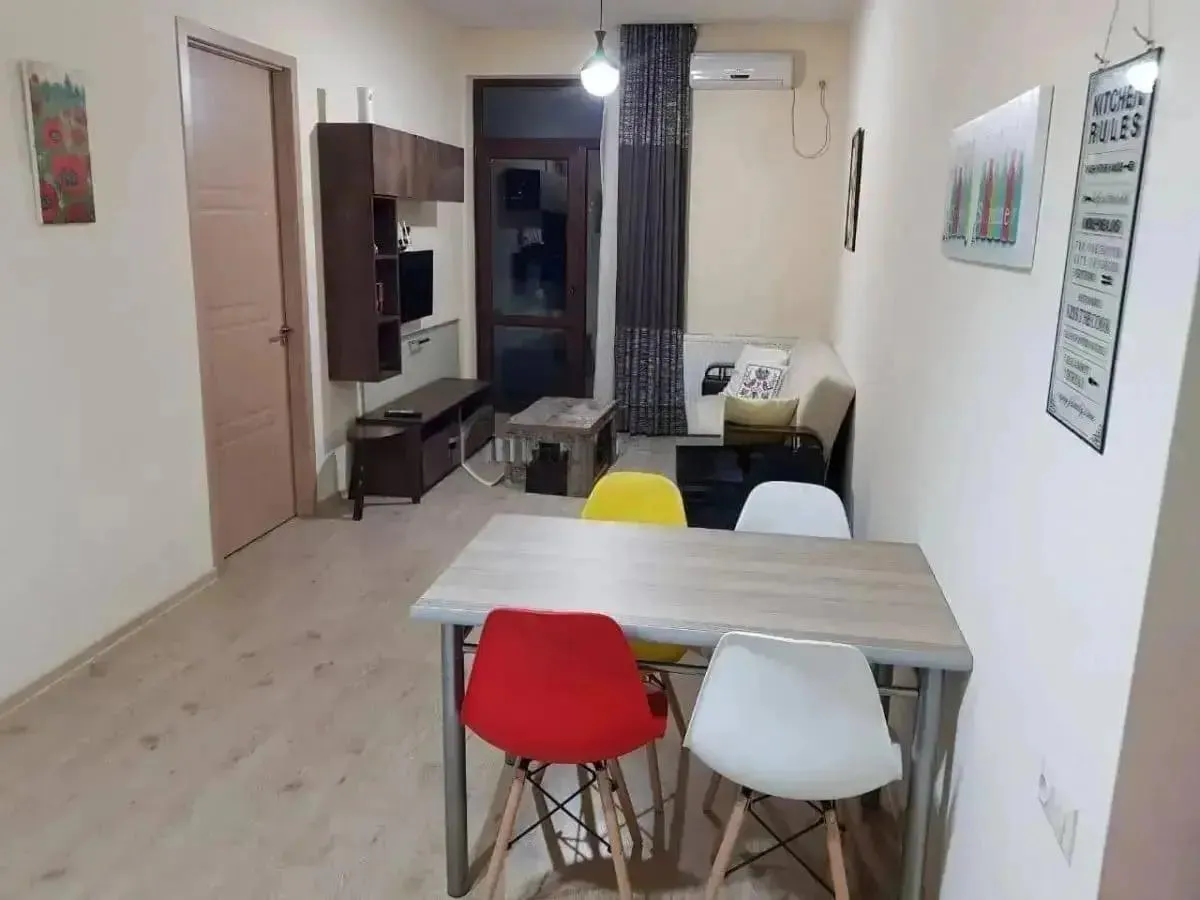 Квартира, 3-комн., 70 м²