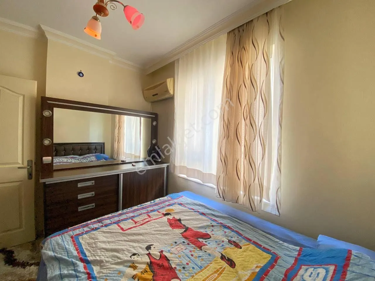 Квартира, 3-комн., 90 м²
