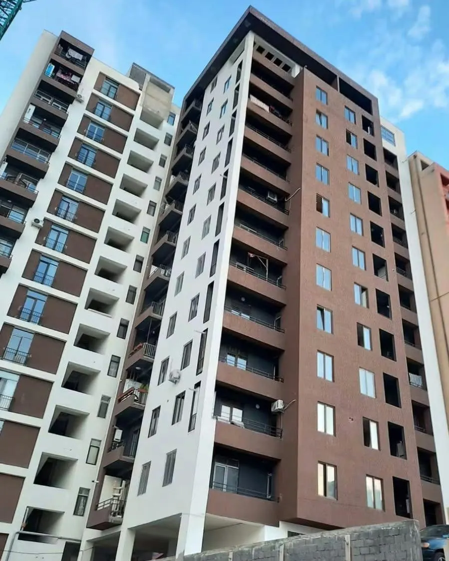 Квартира, 3-комн., 95 м²