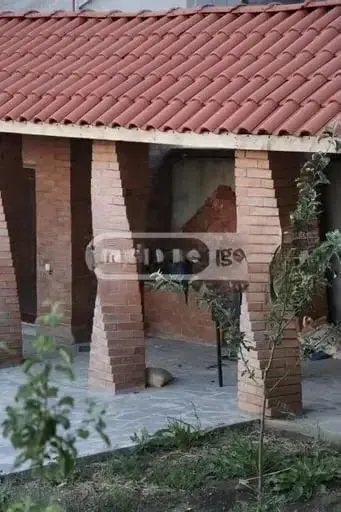 Дом, 5-комн., 300 м²