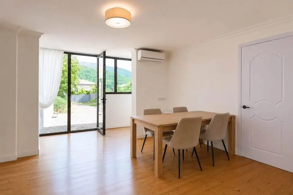 Дом, 5-комн., 500 м²