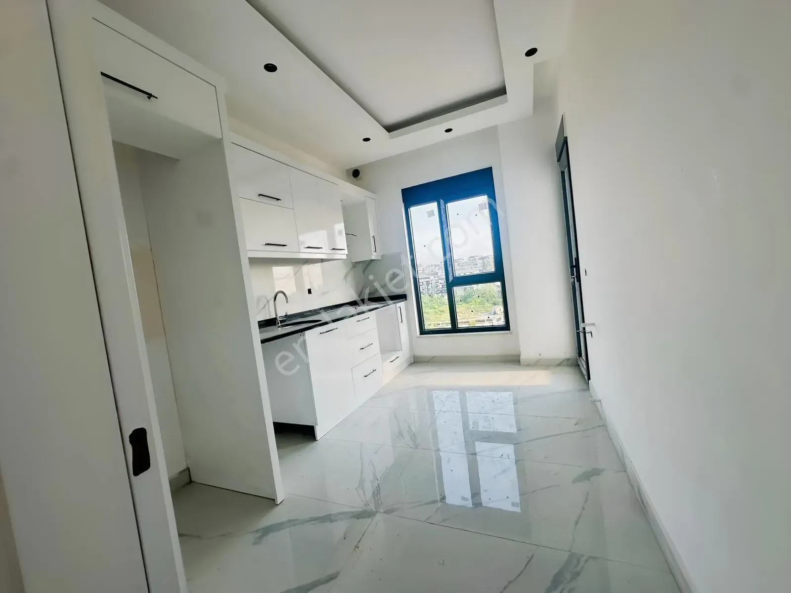 Apartment, 3-room, 95 m²