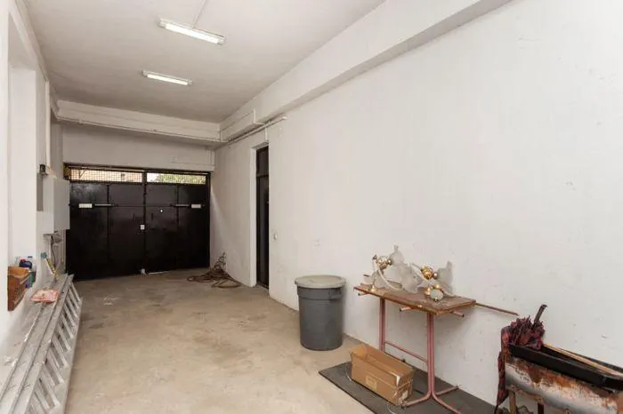 Дом, 5-комн., 270 м²