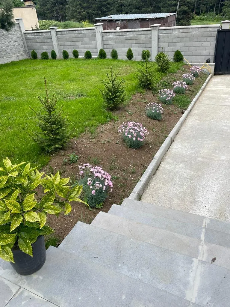 House, 5-room, 300 m²