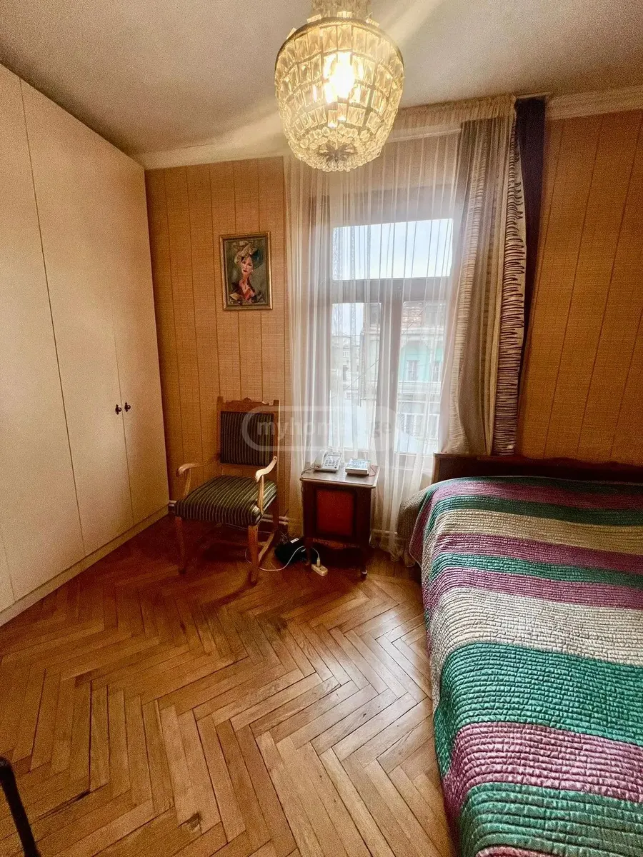 Apartment, 4-room, 87 m²
