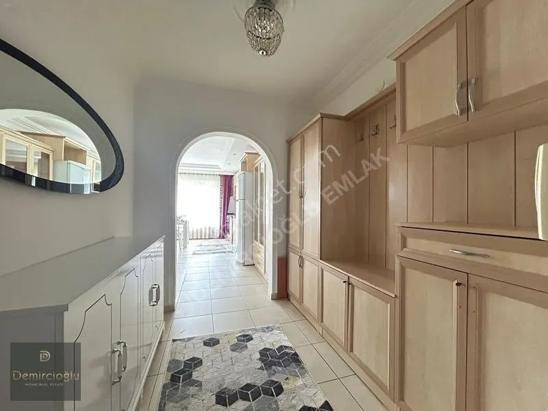 Apartment, 3-room, 120 m²