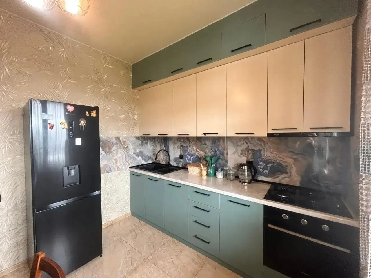 Дом, 5-комн., 280 м²