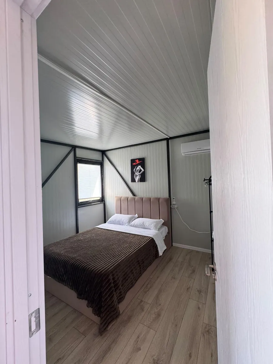 Дом, 5-комн., 250 м²