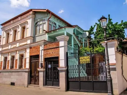 Дом, 5-комн., 180 м²
