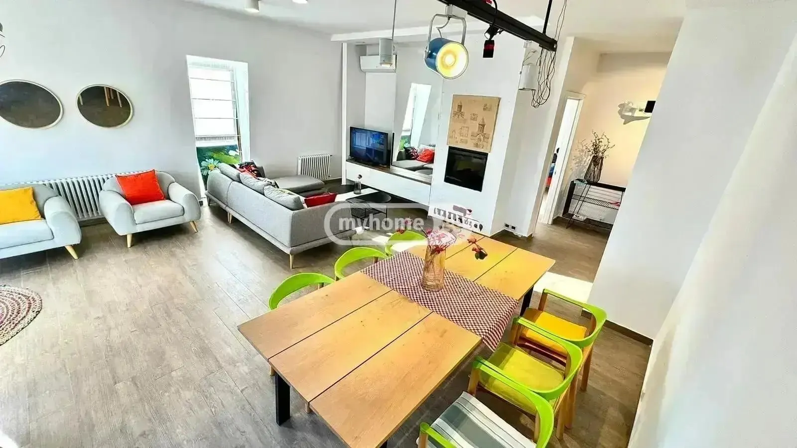 Квартира, 3-комн., 115 м²