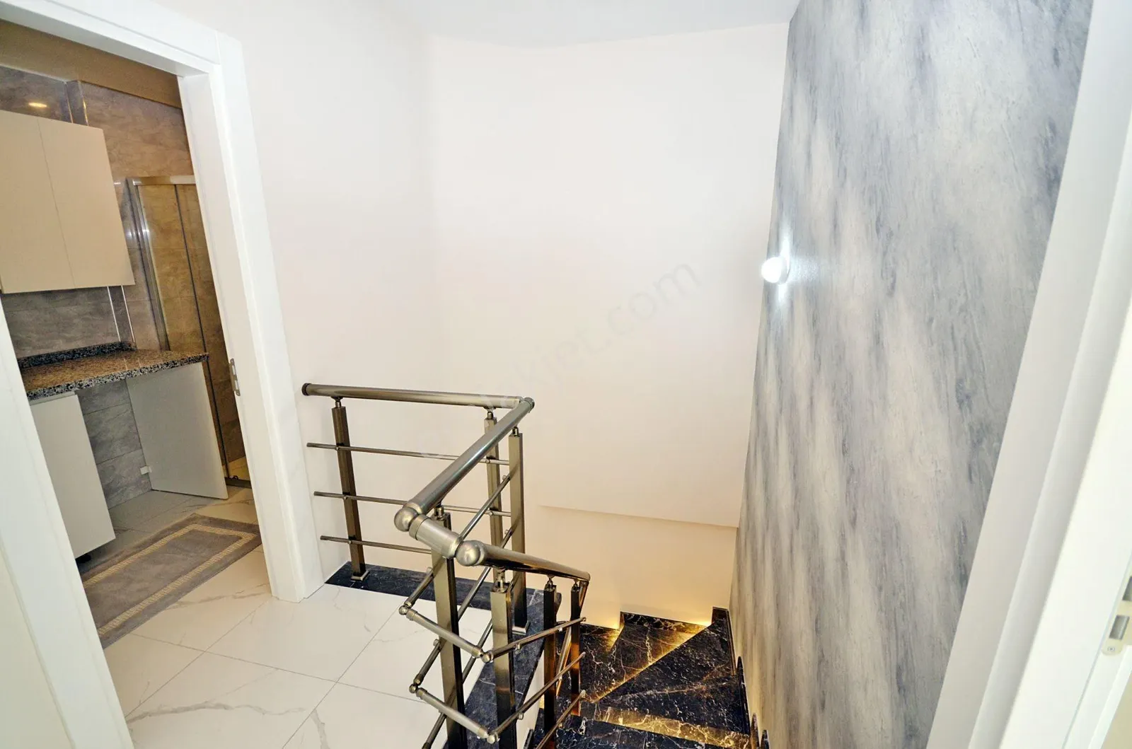 Apartment, 3-room, 110 m²