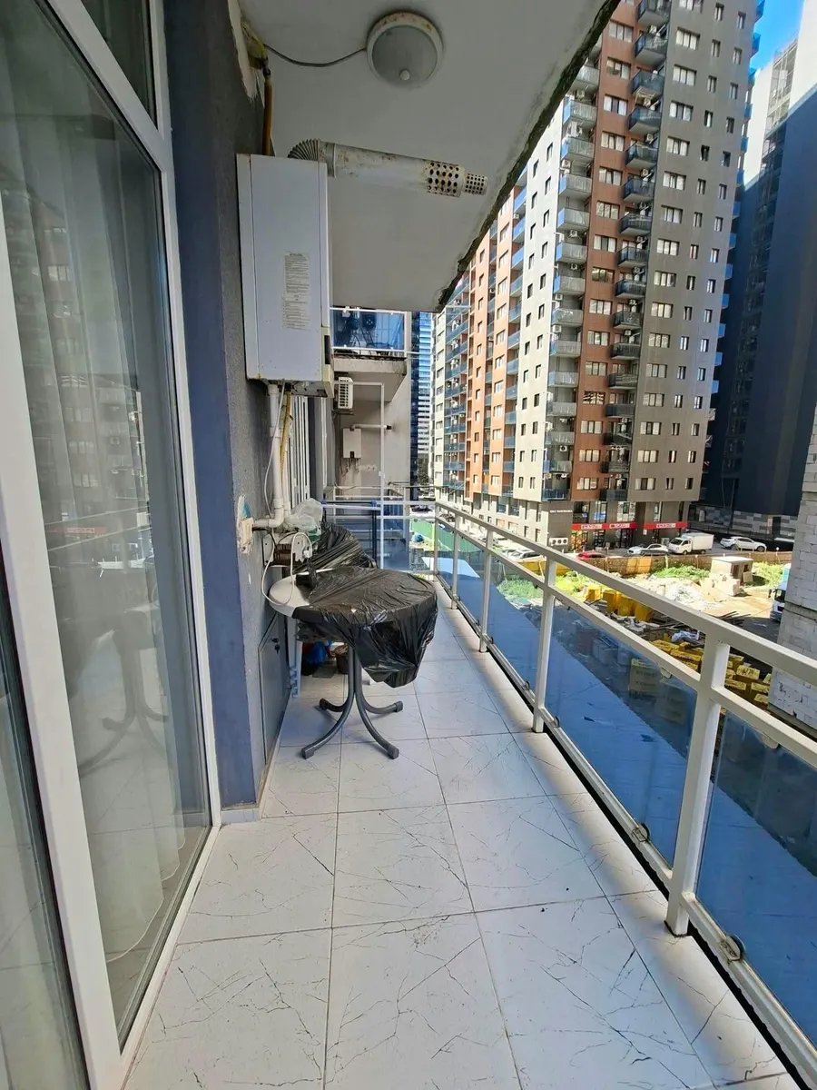Квартира, 3-комн., 57 м²
