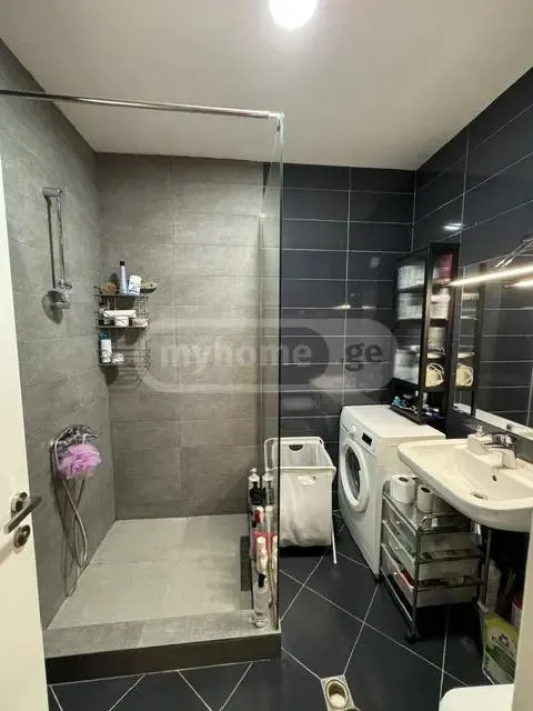 Квартира, 3-комн., 63 м²