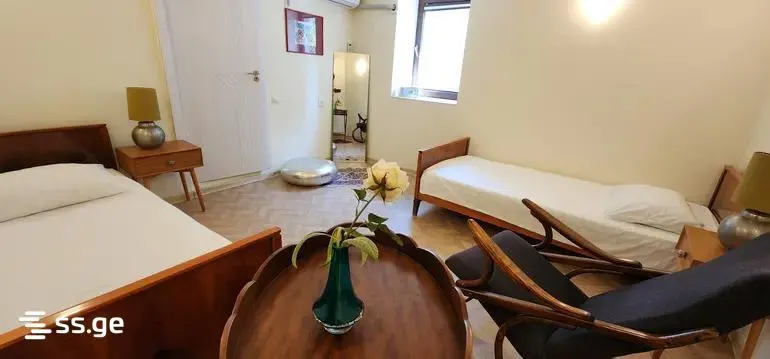 Квартира, 2-комн., 42 м²