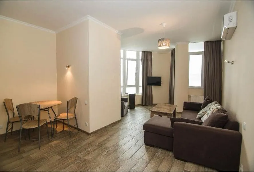 Apartment, 3-room, 82 m²