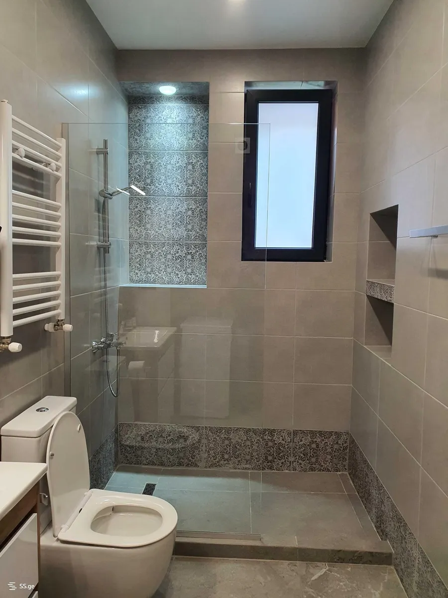 Квартира, 3-комн., 70 м²