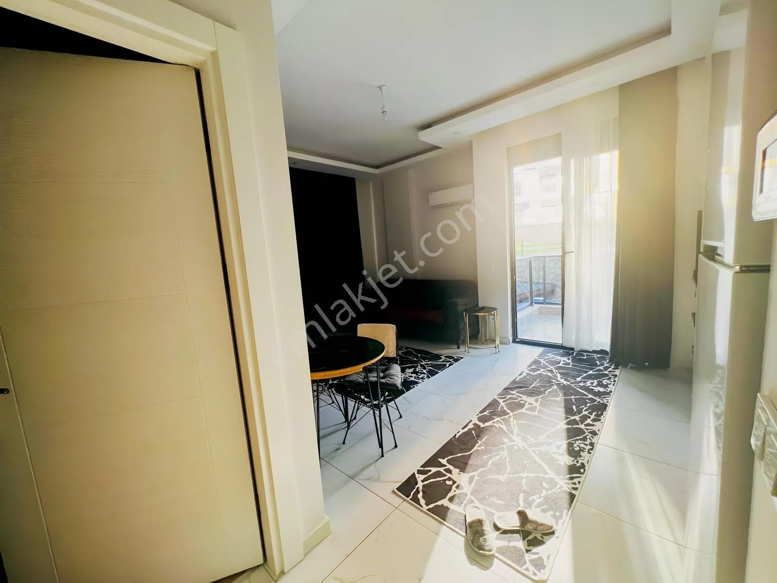 Apartment, 2-room, 60 m²