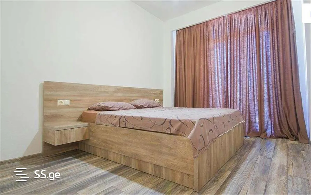 Apartment, 3-room, 100 m², Well House