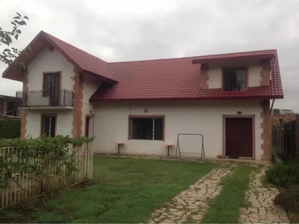 Дом, 5-комн., 700 м²