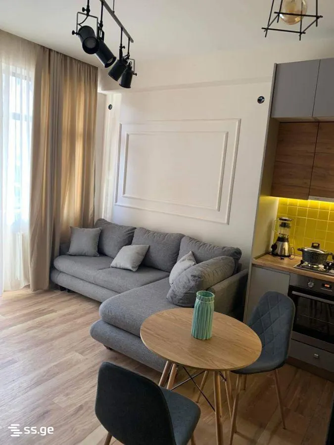 Apartment, 2-room, 41 m², Binadari Lisi