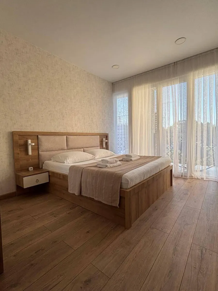 Квартира, 3-комн., 67.5 м², Green House