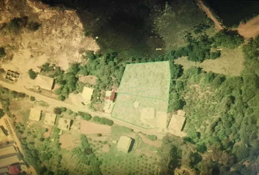 Земля, 3400 м²