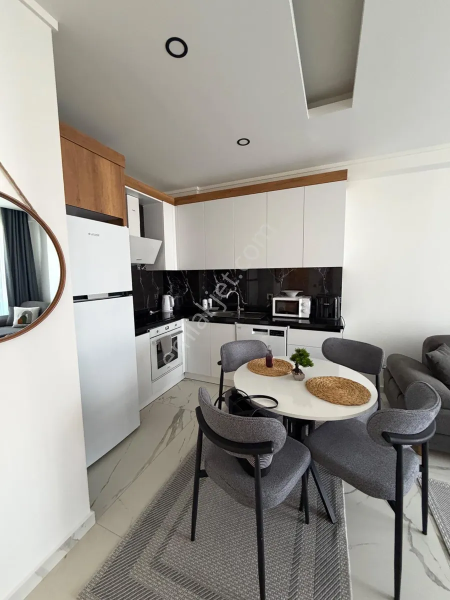Apartment, 2-room, 60 m²