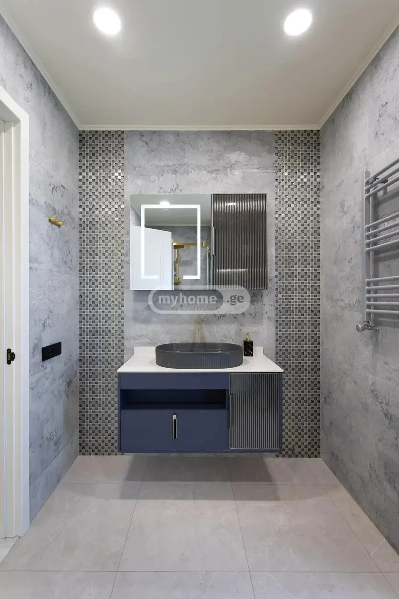 Дом, 5-комн., 385 м²
