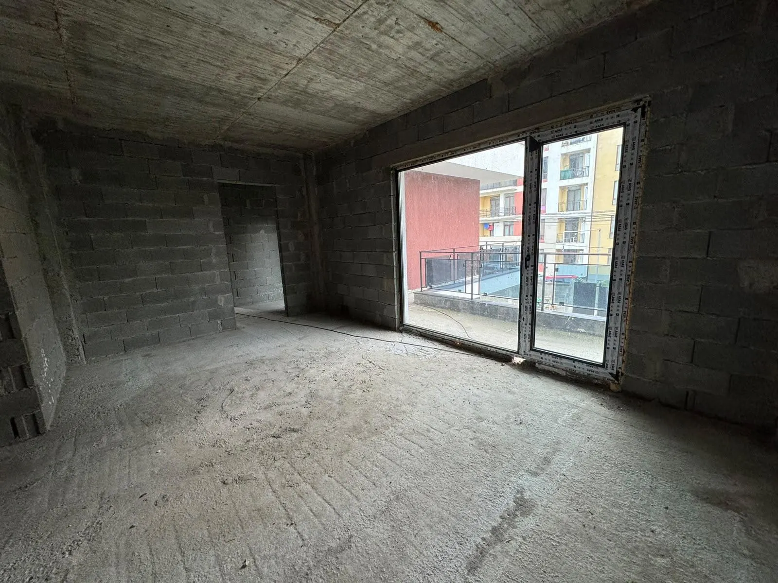 Дом, 5-комн., 280 м²