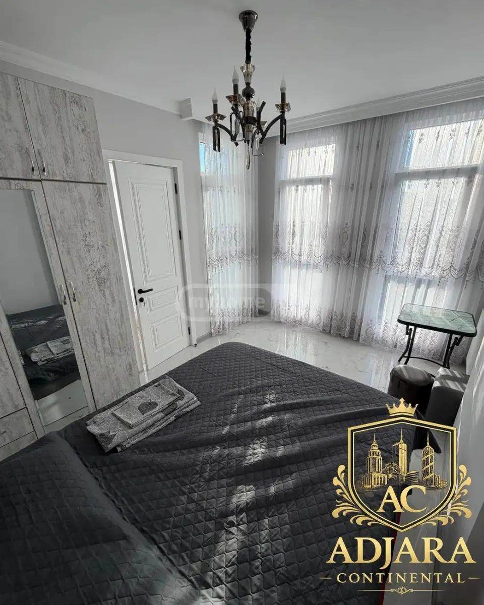 Квартира, 3-комн., 65 м²