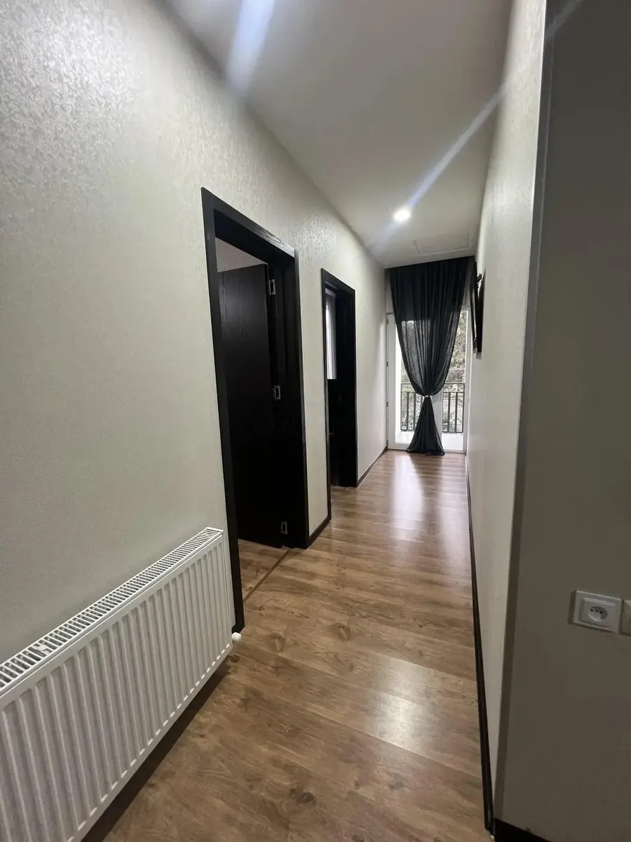 Дом, 6-комн., 230 м²