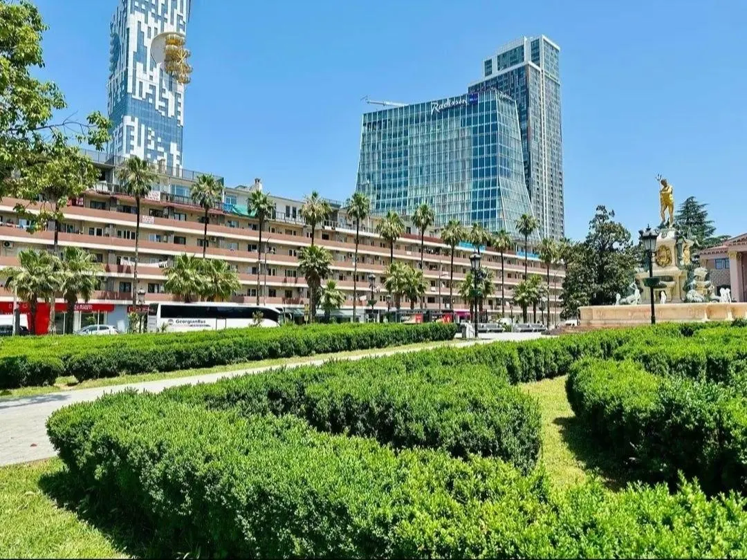 Квартира, 2-комн., 75 м², Mega City