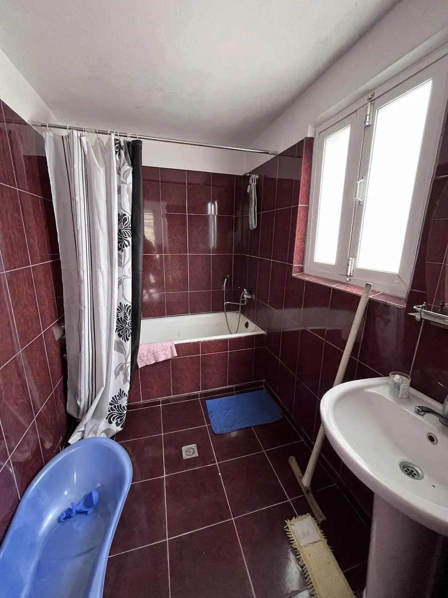 House, 5-room, 576 m²