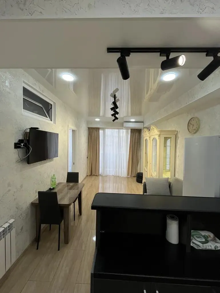 Квартира, 3-комн., 62 м², Art Hall