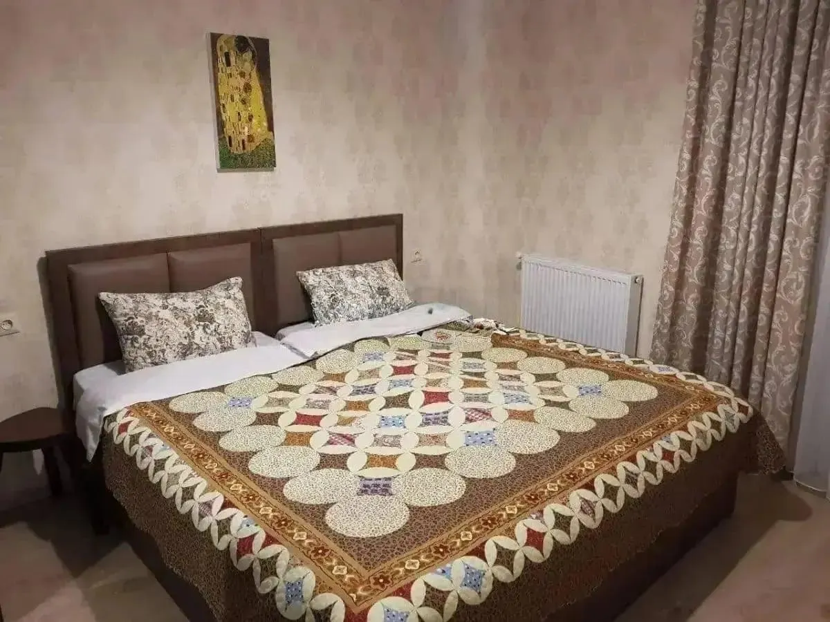 Квартира, 3-комн., 70 м²
