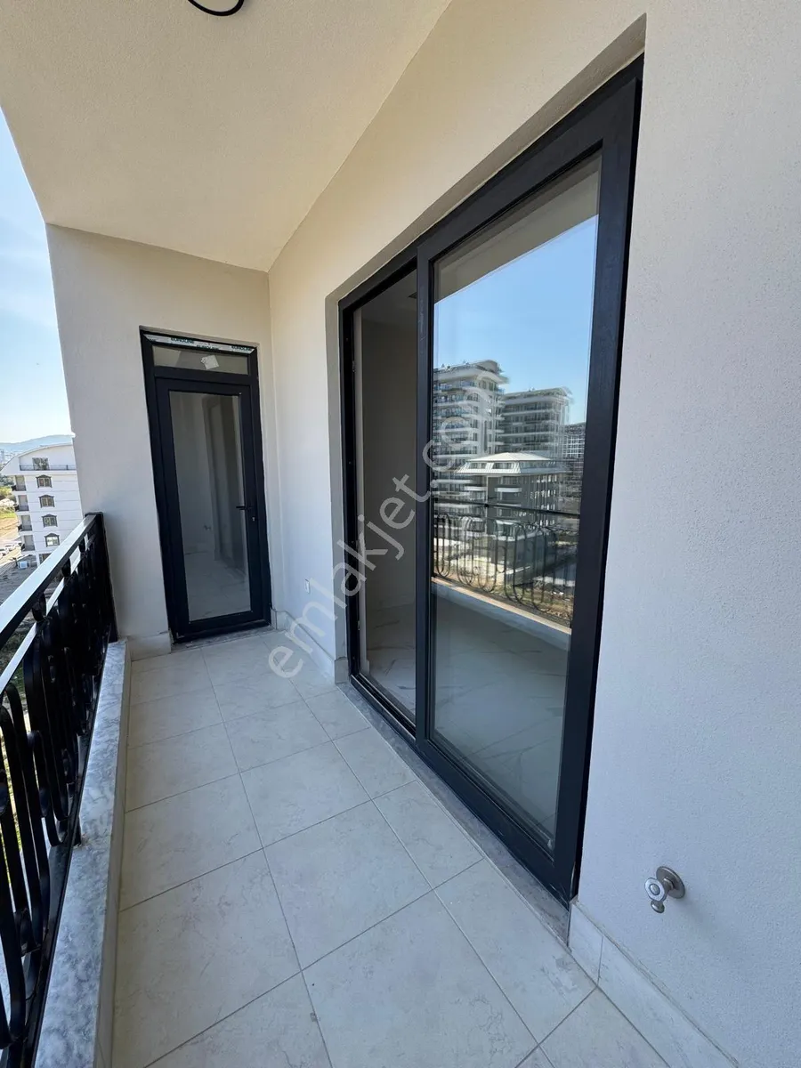 Apartment, 2-room, 50 m²