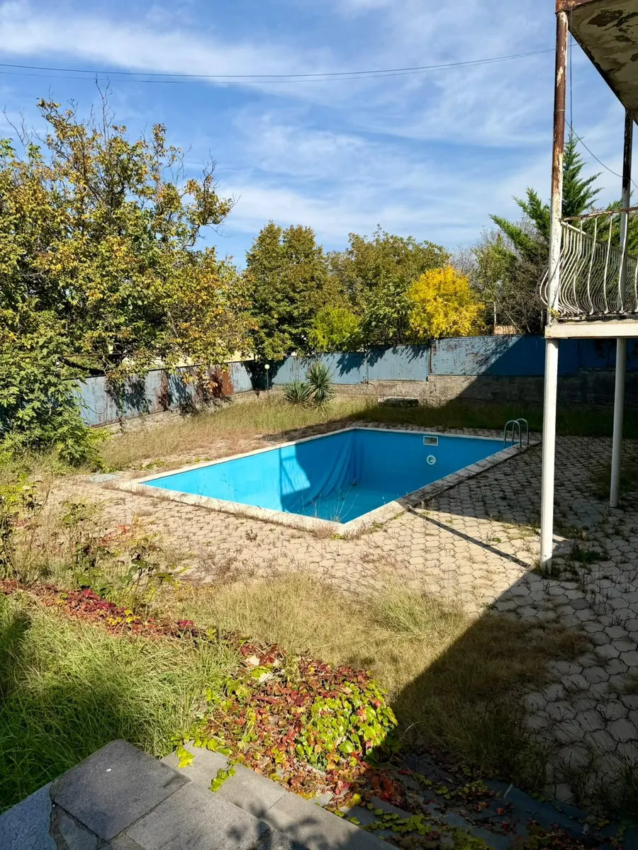 Дом, 5-комн., 400 м²