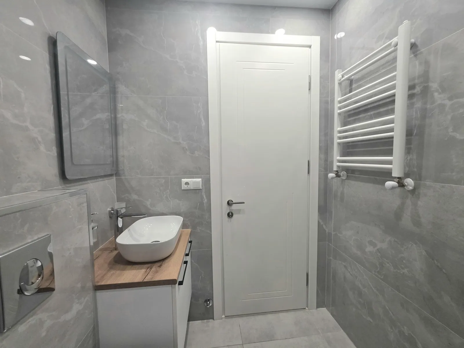 Квартира, 2-комн., 56 м²