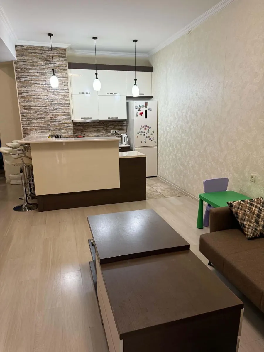 Квартира, 3-комн., 70 м²