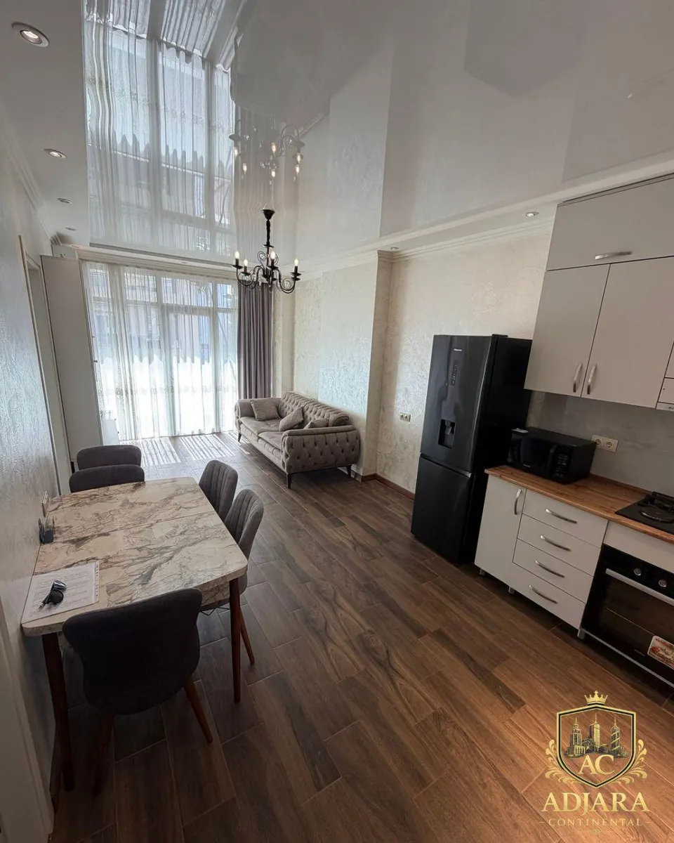 Квартира, 3-комн., 75 м², General Aslan Abashidze St, 10