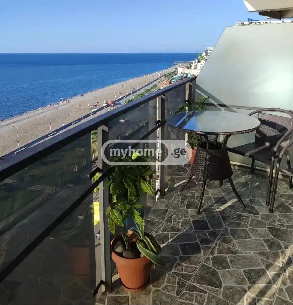 Квартира, 1-комн., 40 м², Orbi Beach Tower