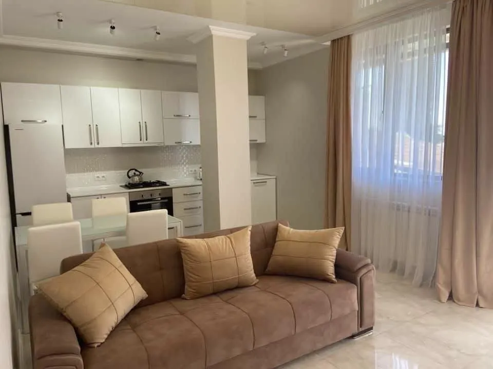 Квартира, 3-комн., 70 м²