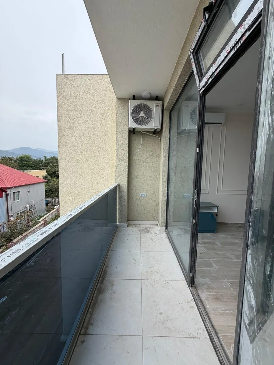 House, 5-room, 225 m²