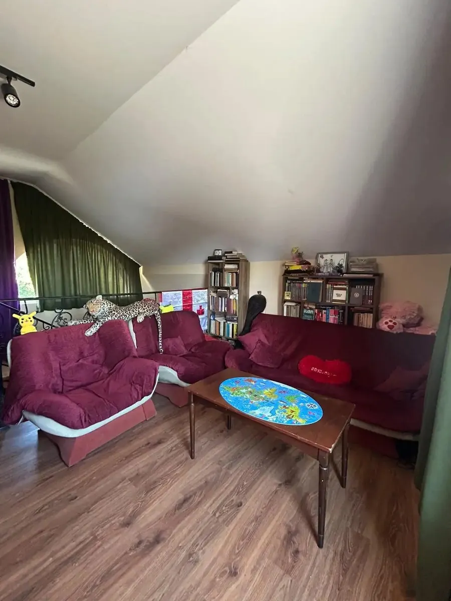 Дом, 6-комн., 220 м²