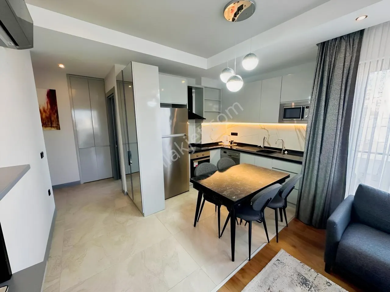 Apartment, 2-room, 60 m²