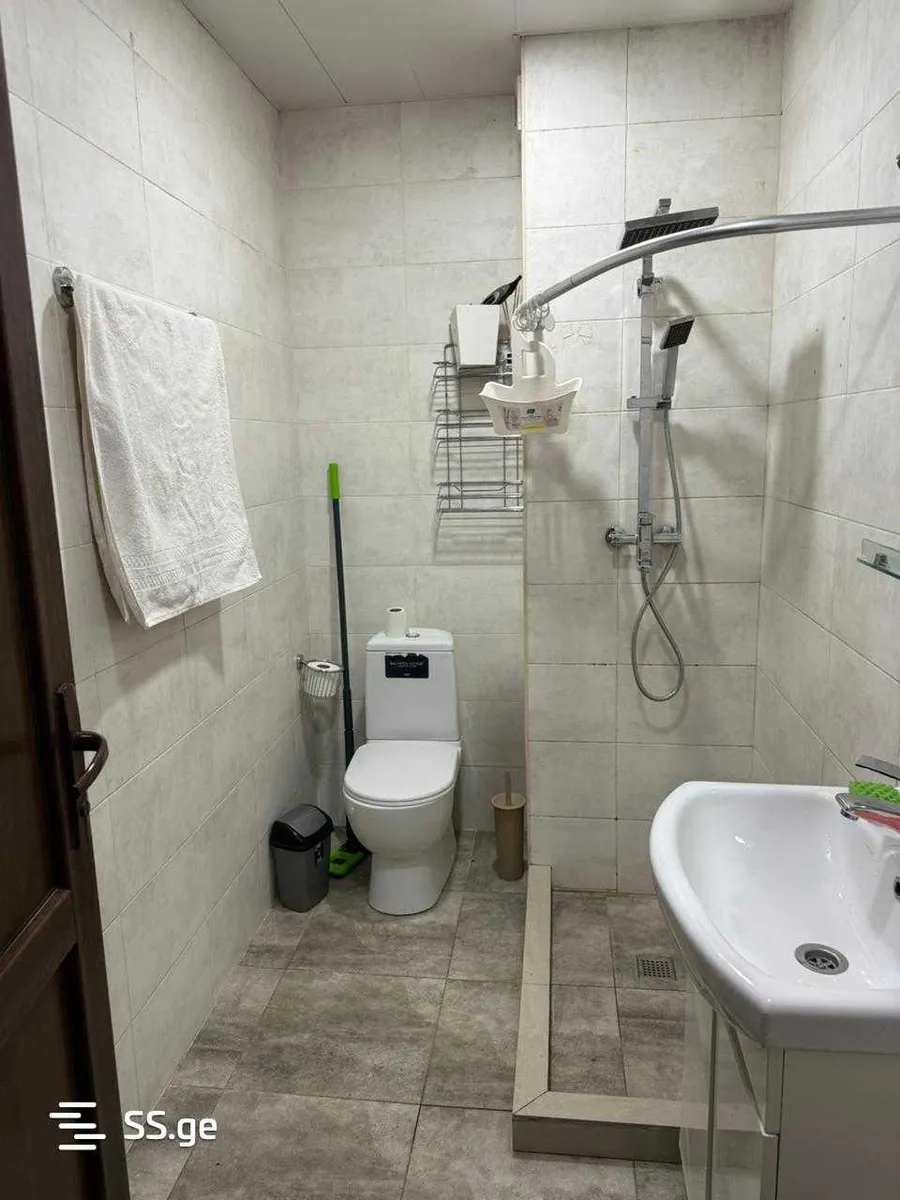 ბინა, 4-ოთახიანი, 150 მ², West House