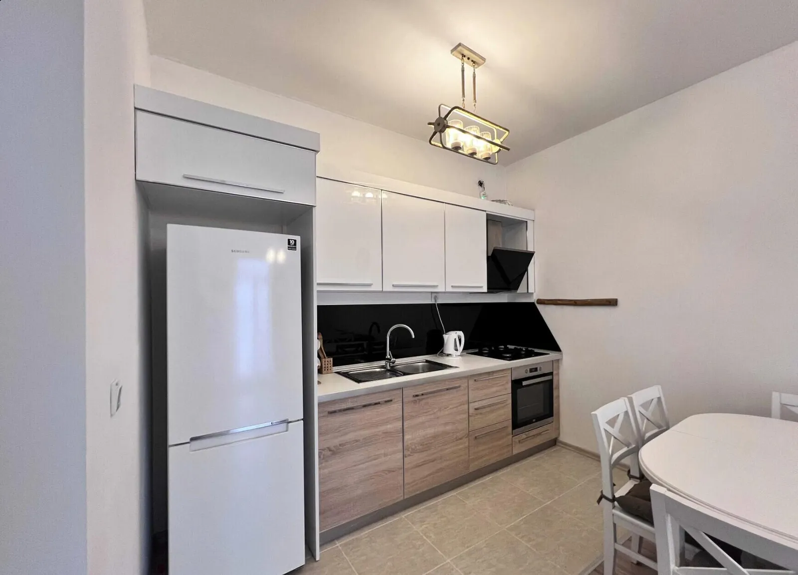 Квартира, 3-комн., 57.3 м², Green Diamond