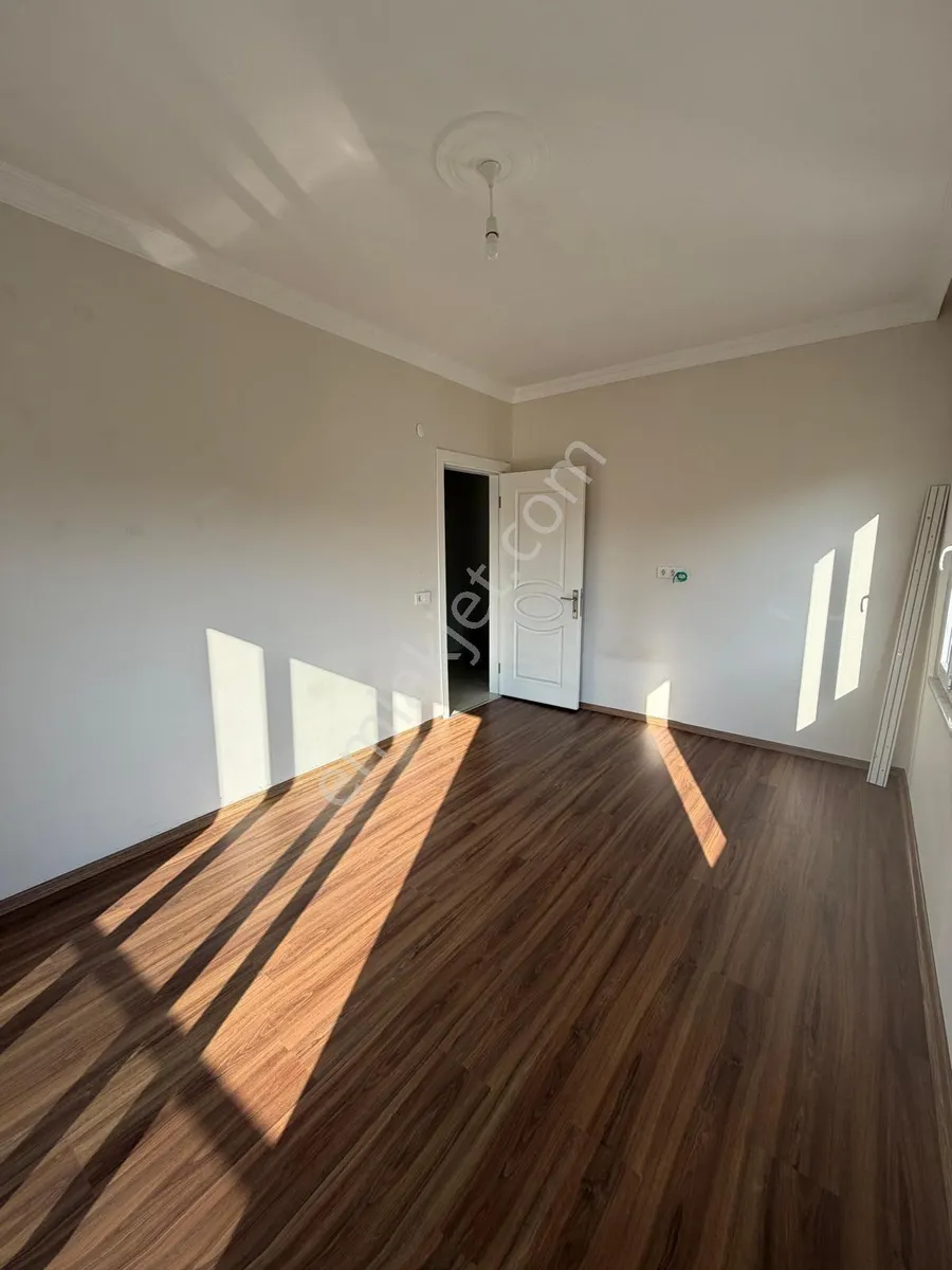 Apartment, 3-room, 130 m²